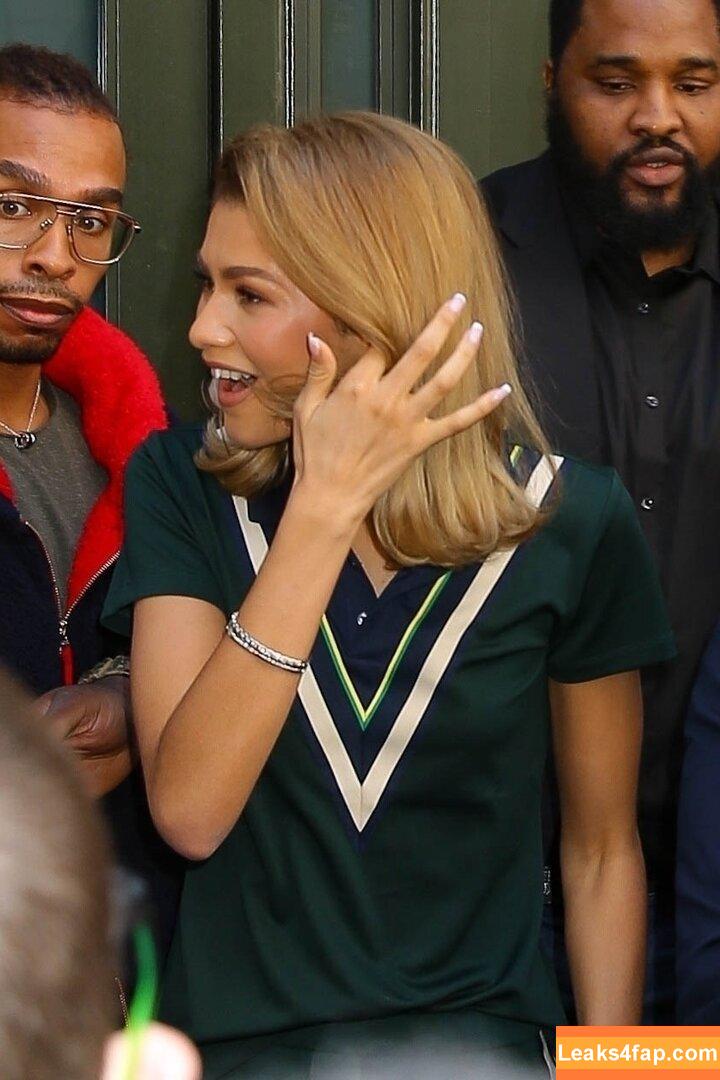 Zendaya / zayarose11 слитое фото фото #1673
