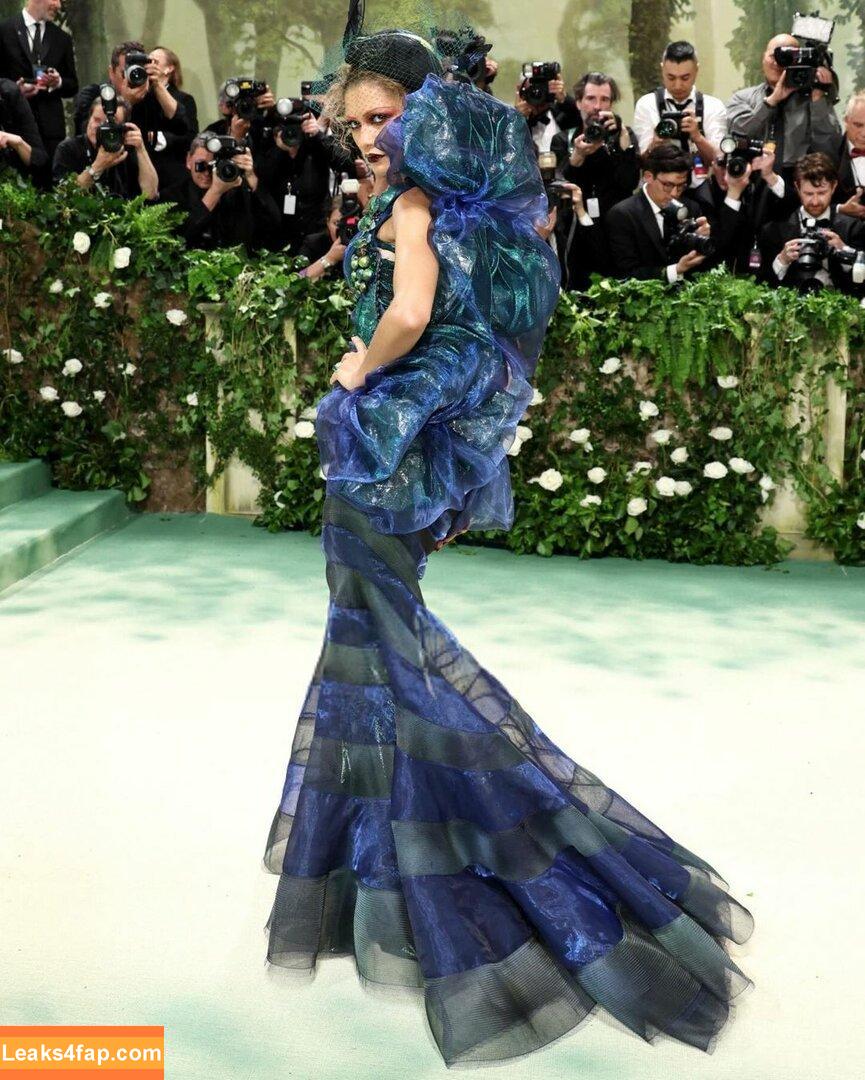 Zendaya / zayarose11 слитое фото фото #1819