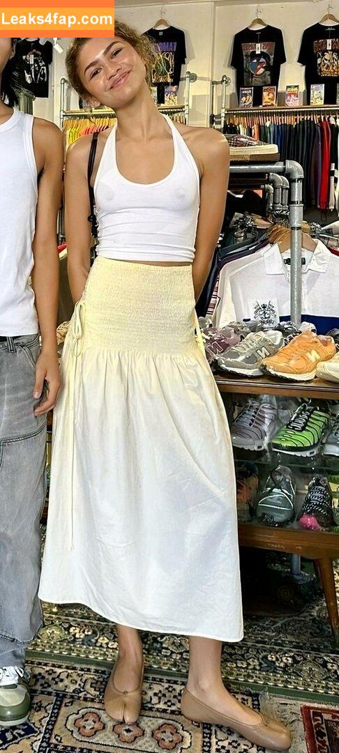 Zendaya / zayarose11 слитое фото фото #1894