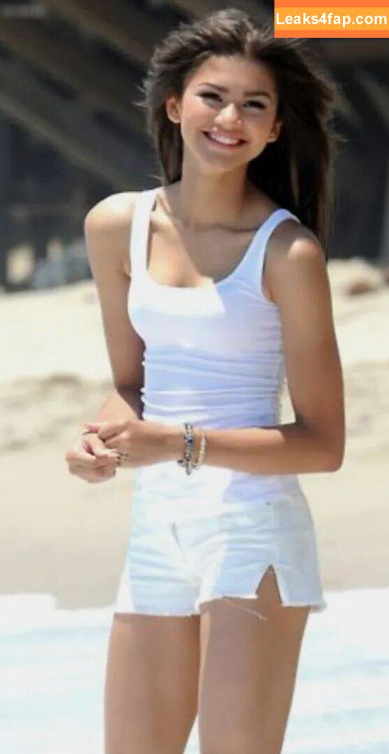 Zendaya / zayarose11 слитое фото фото #1916