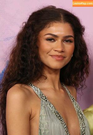 Zendaya фото #1066