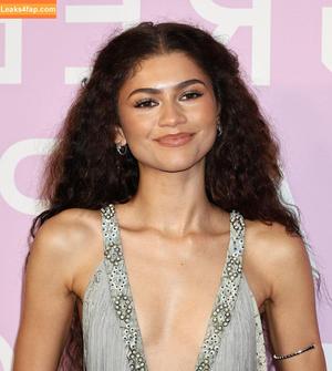 Zendaya фото #1085
