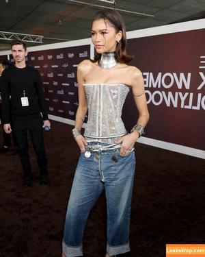 Zendaya фото #1095