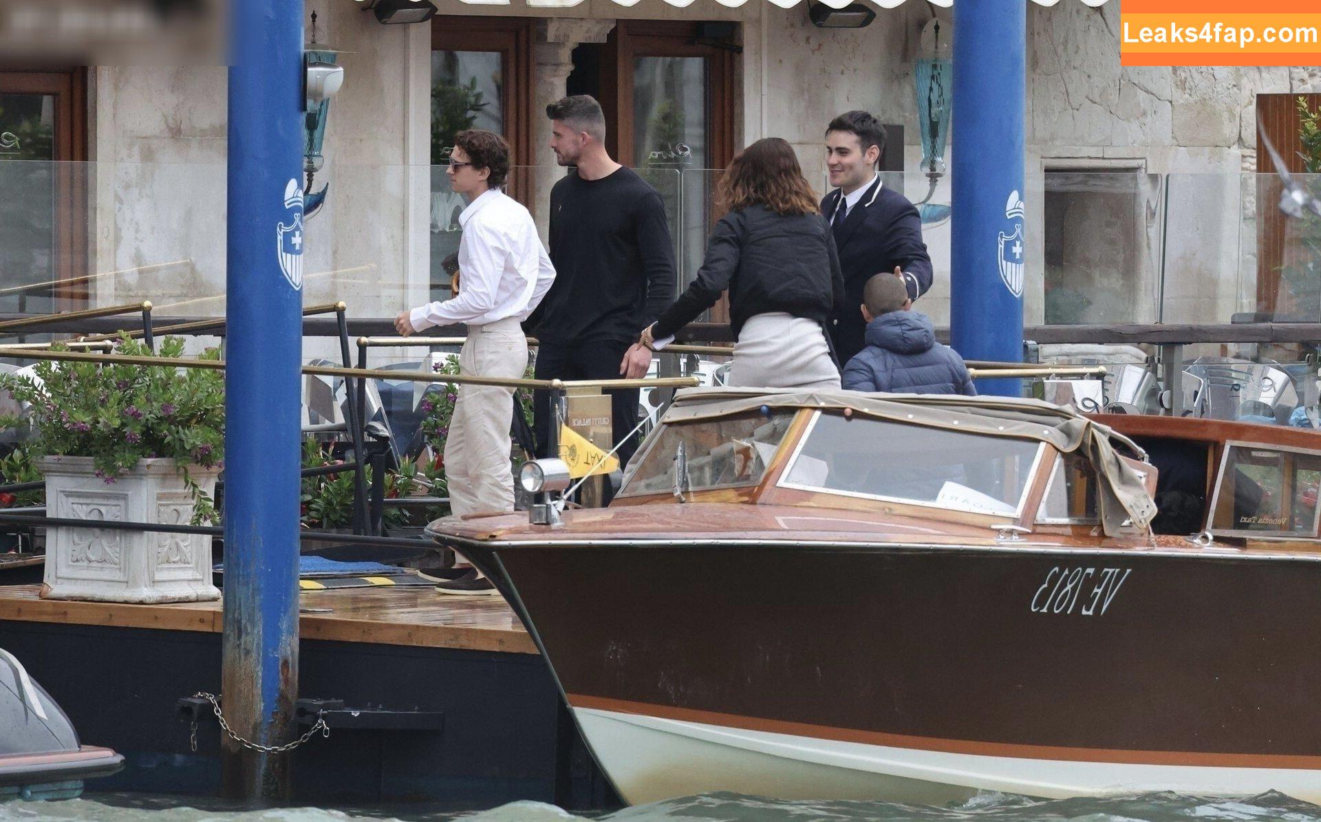 Zendaya /  слитое фото фото #2020