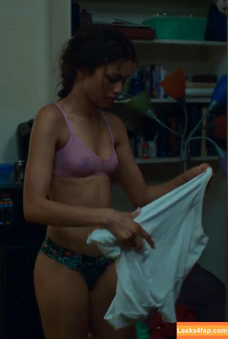 Zendaya /  слитое фото фото #2038