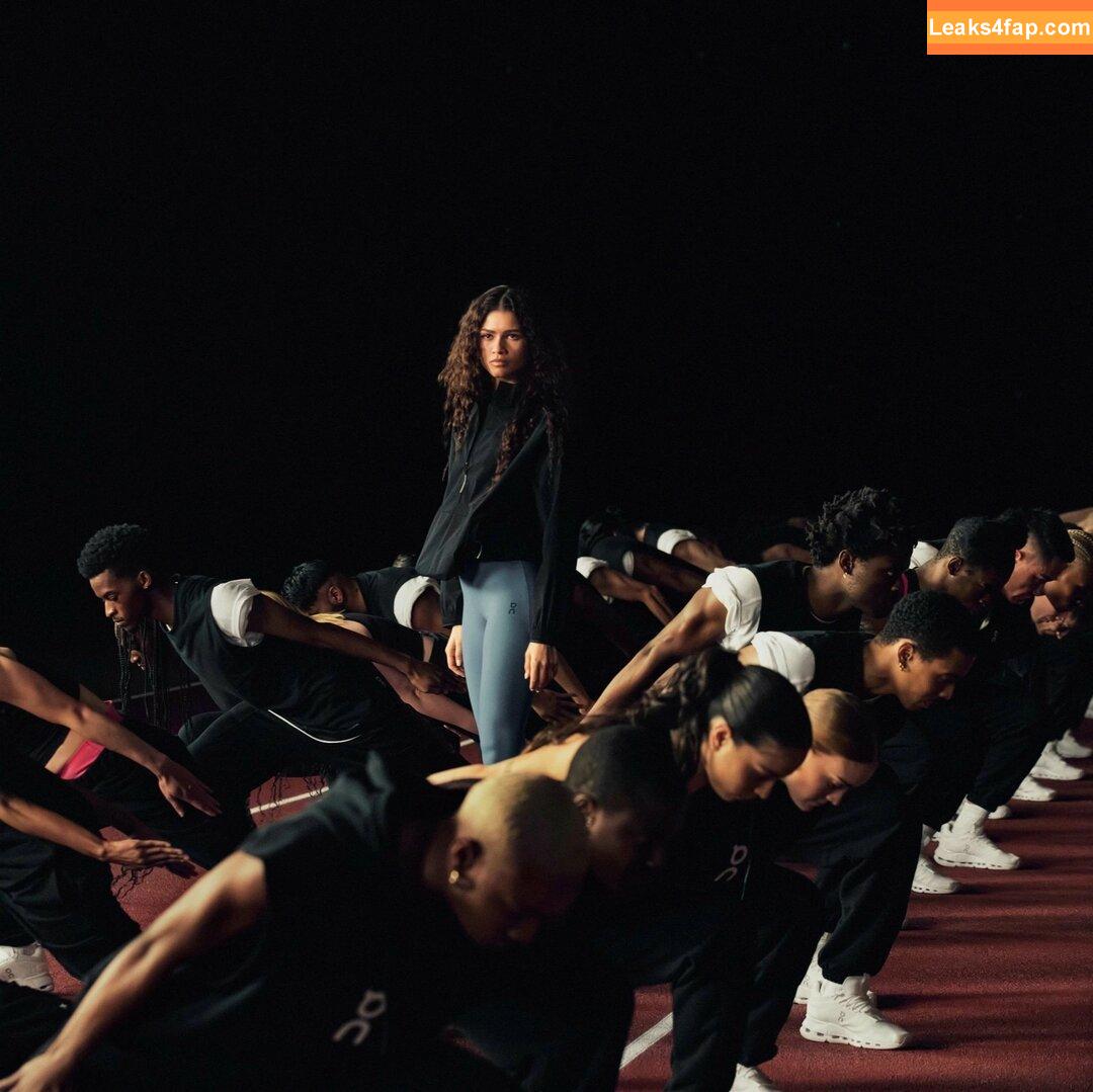 Zendaya слитое фото фото #2141