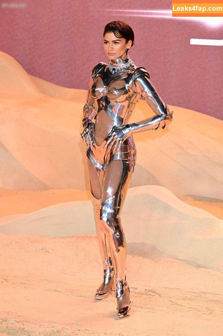 Zendaya слитое фото фото #2218