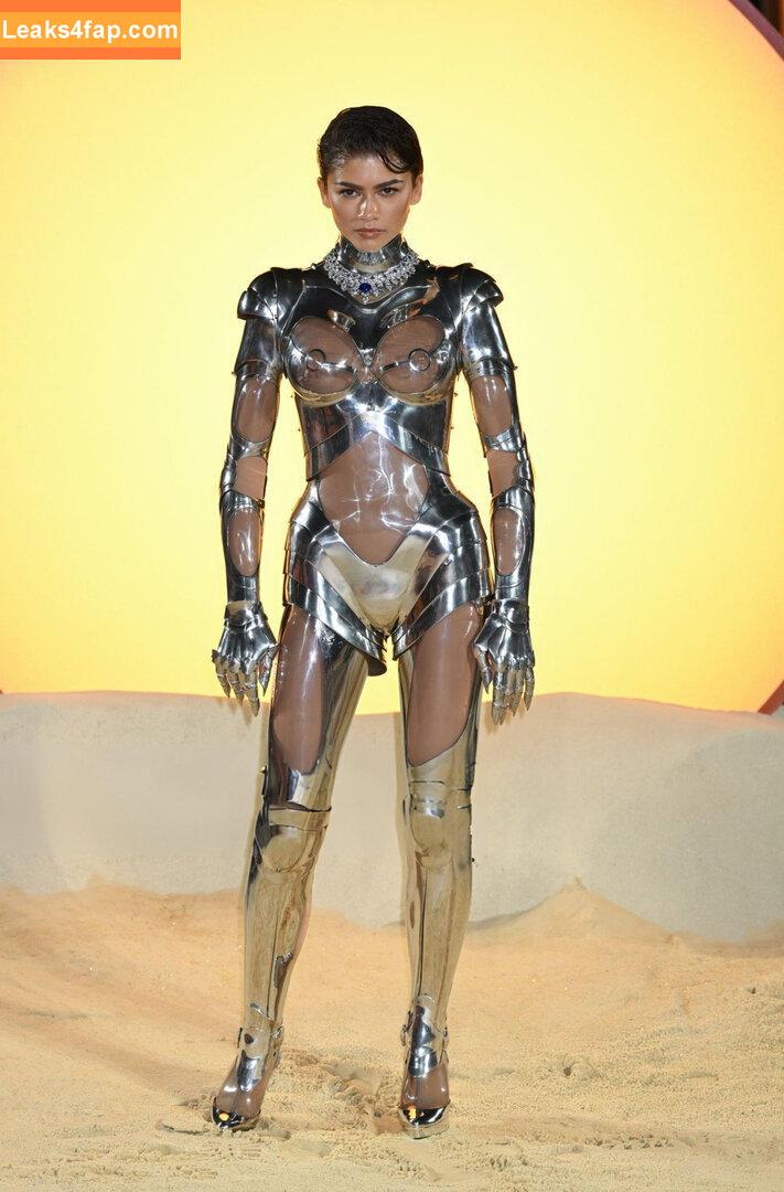 Zendaya слитое фото фото #2228