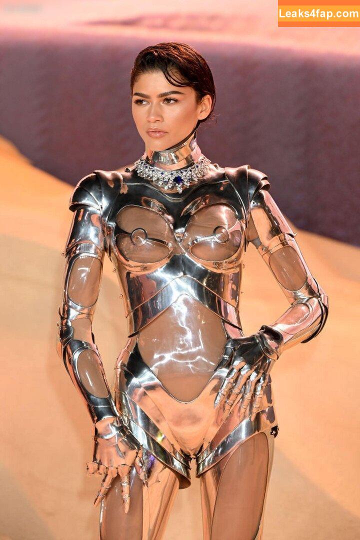 Zendaya слитое фото фото #2237