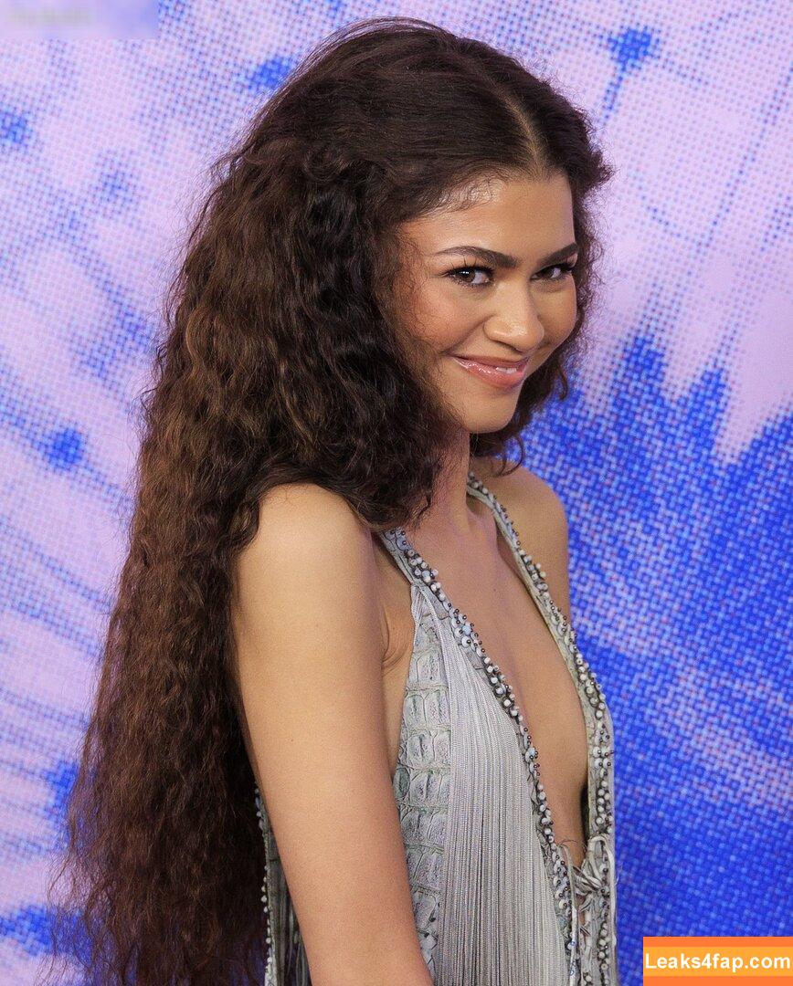 Zendaya слитое фото фото #2263