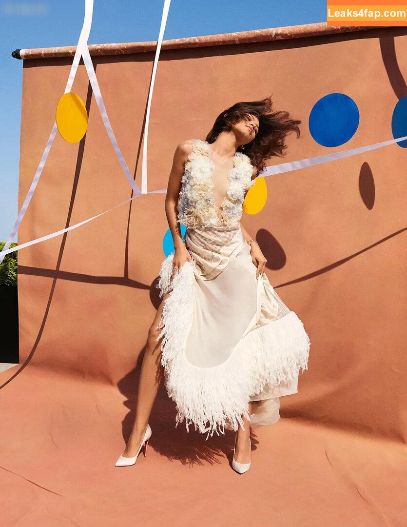 Zendaya слитое фото фото #2418