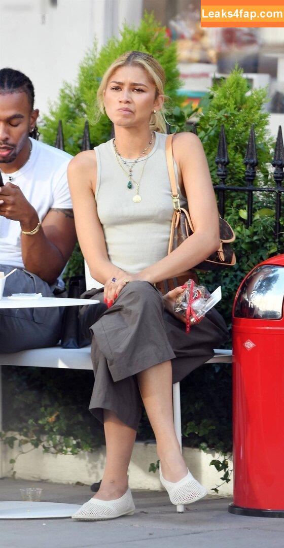 Zendaya слитое фото фото #2484