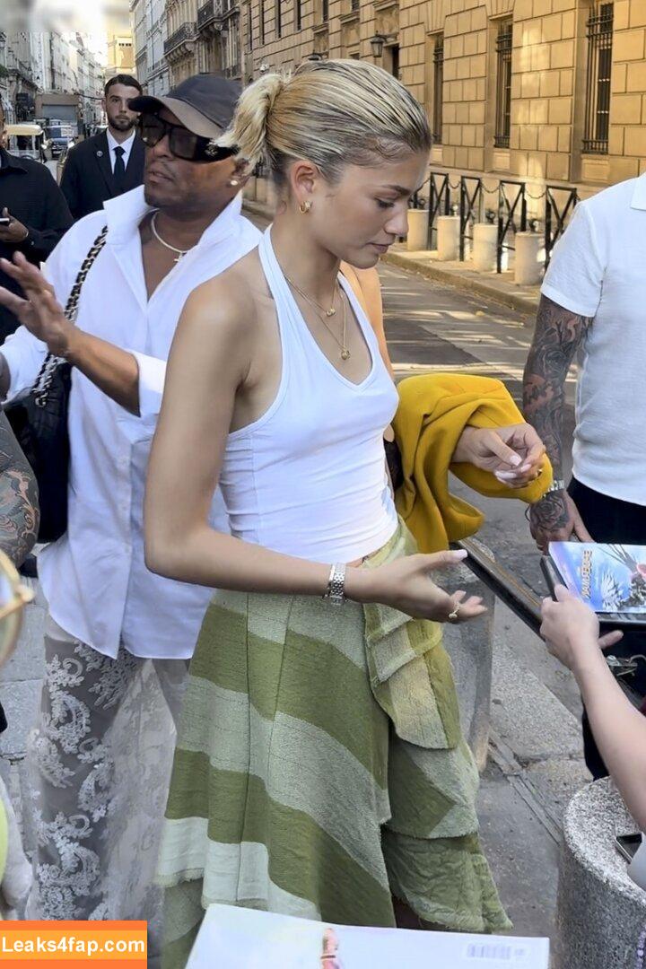 Zendaya слитое фото фото #2567