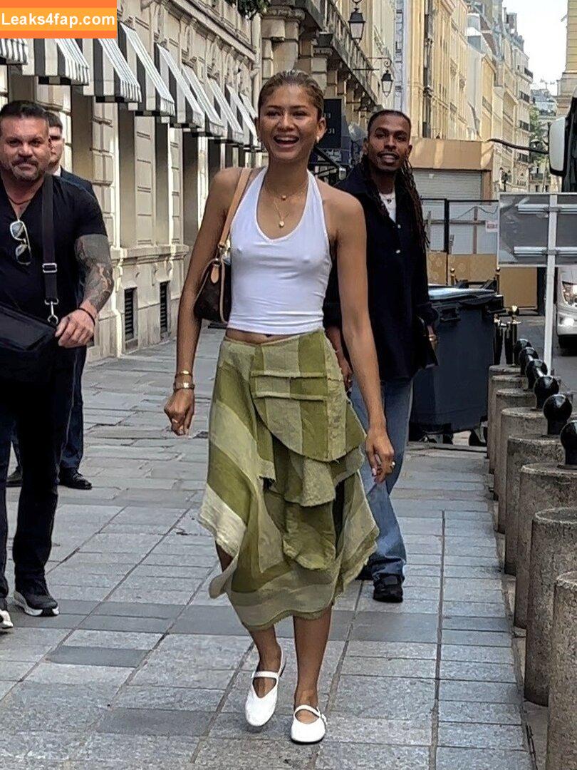 Zendaya слитое фото фото #2606