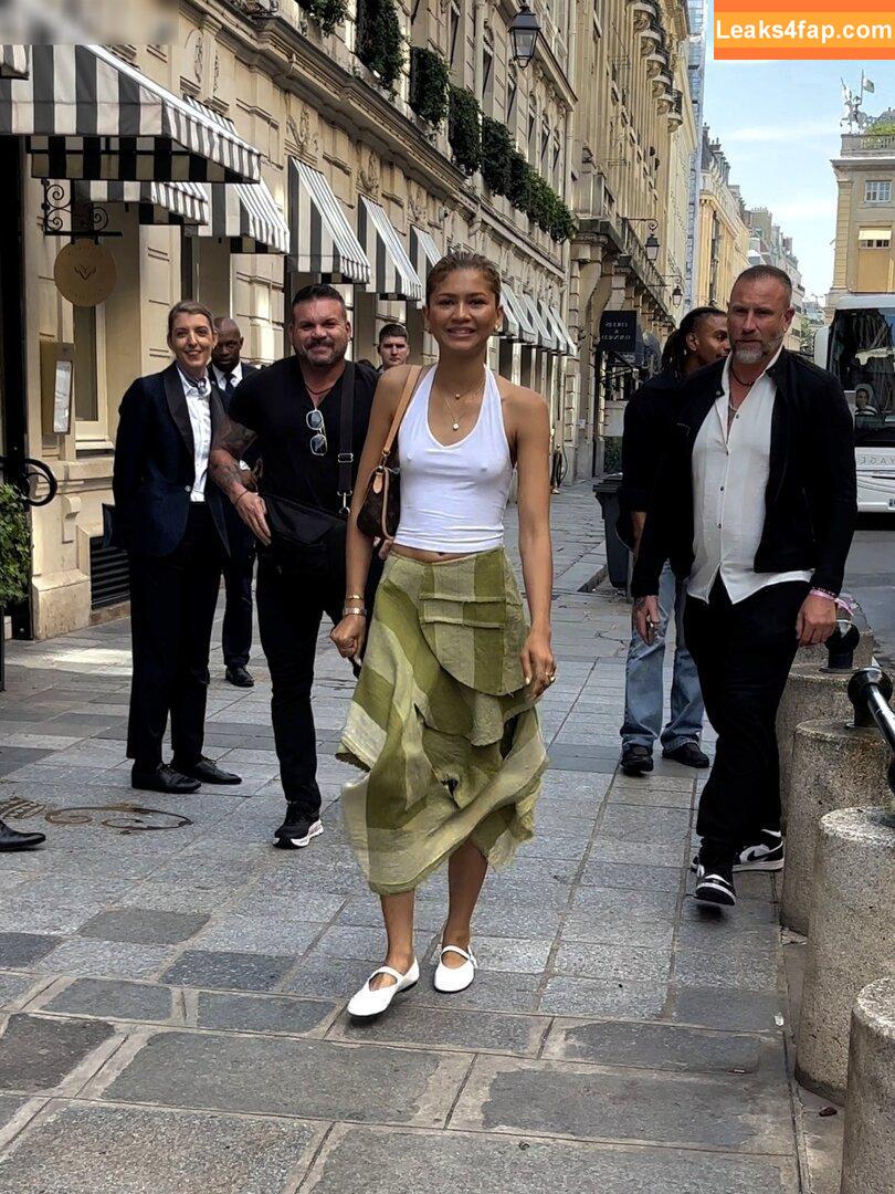 Zendaya слитое фото фото #2608