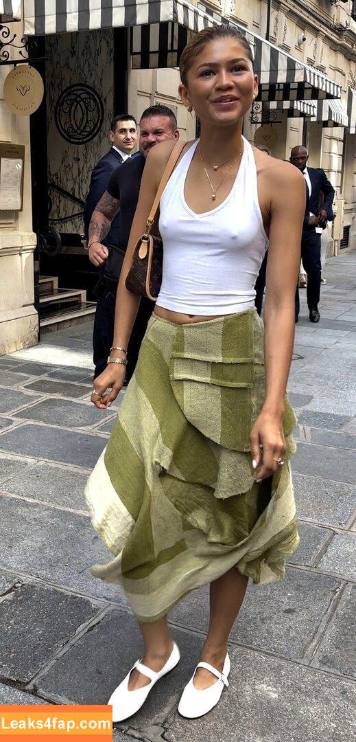 Zendaya слитое фото фото #2614