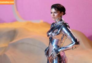 Zendaya фото #2215