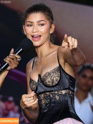 Zendaya фото #2371