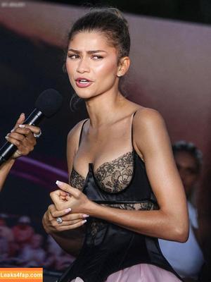 Zendaya фото #2372