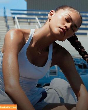 Zendaya фото #2463