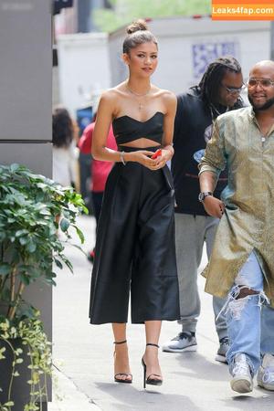 Zendaya фото #2498