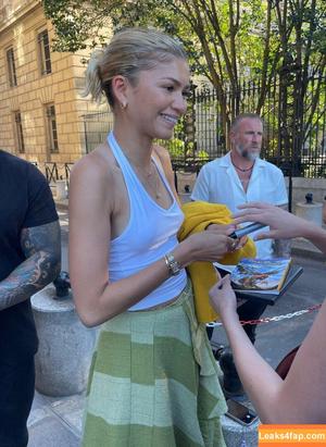 Zendaya фото #2570