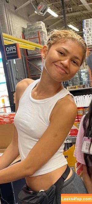 Zendaya фото #2573