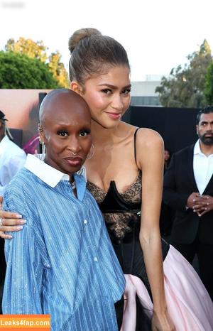 Zendaya фото #2576