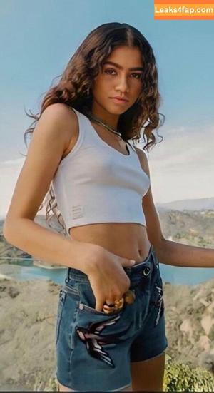 Zendaya photo #2729