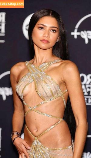 Zendaya photo #2940
