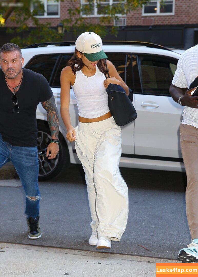 Zendaya leaked photo photo #3021