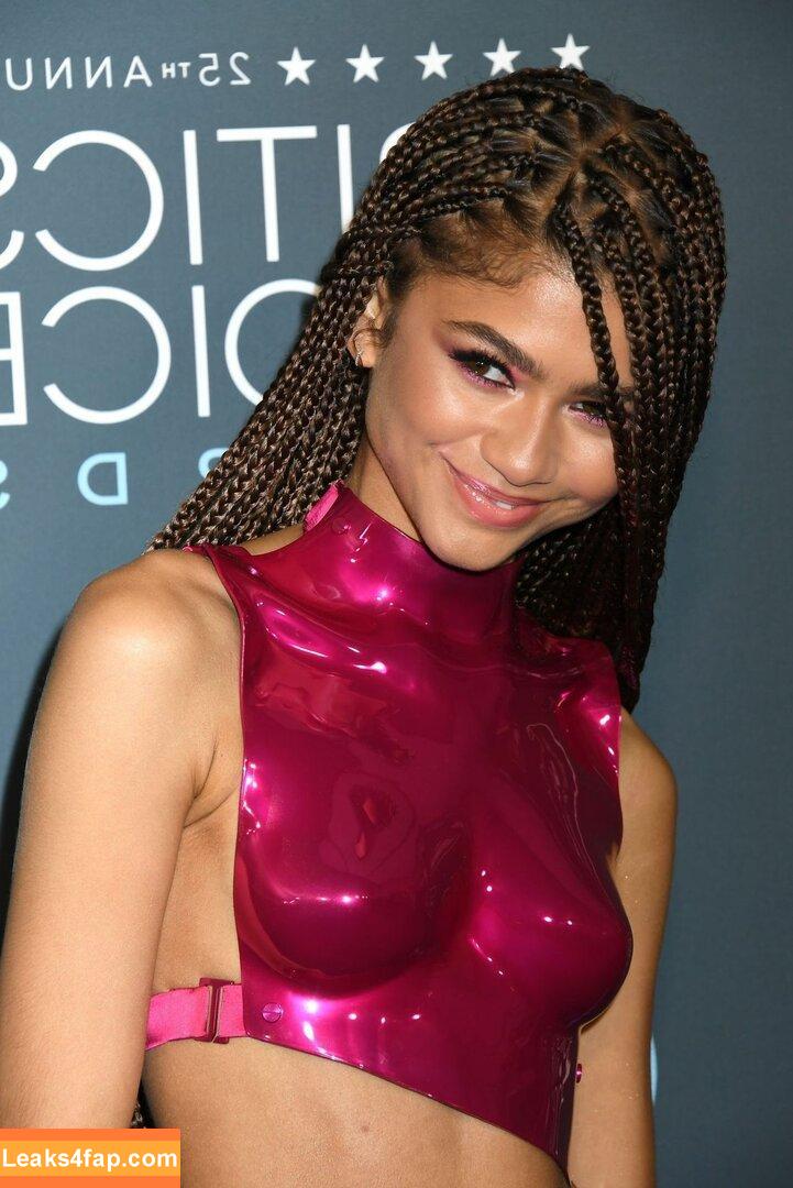 Zendaya leaked photo photo #3126