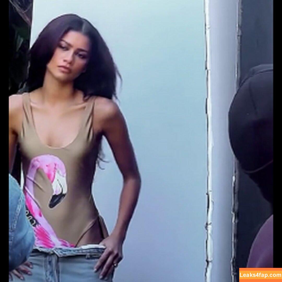 Zendaya leaked photo photo #3293