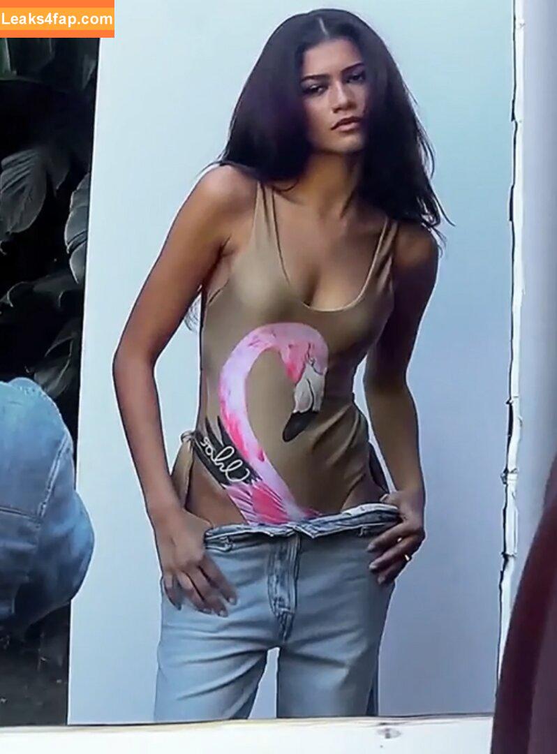 Zendaya leaked photo photo #3297