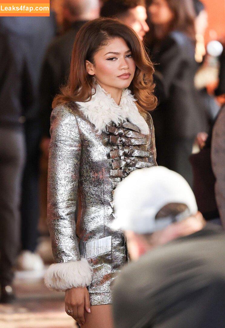 Zendaya /  leaked photo photo #3511