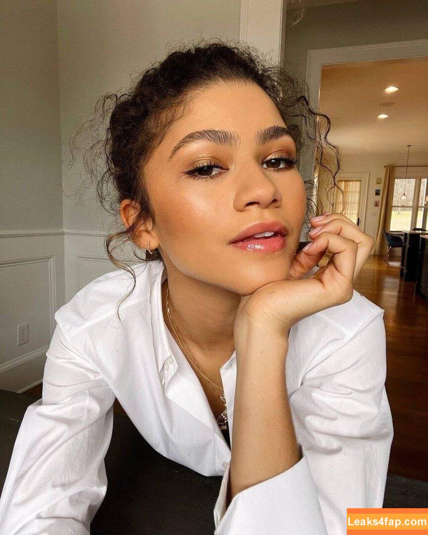 Zendaya leaked photo photo #3529