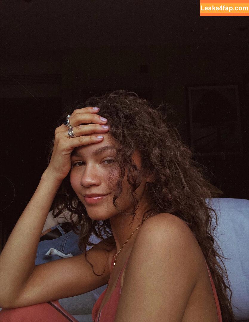 Zendaya leaked photo photo #3531