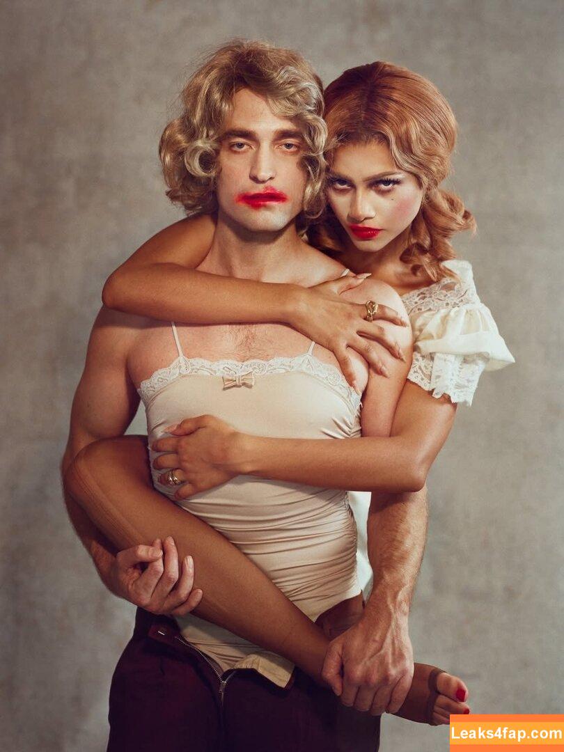 Zendaya /  leaked photo photo #3546