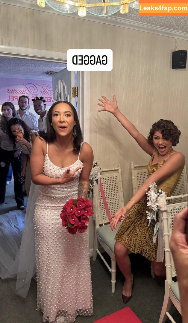 Zendaya /  слитое фото фото #3560