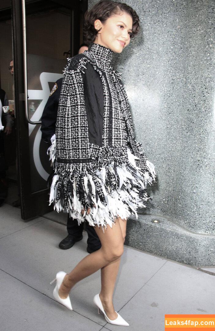 Zendaya / zayarose11 leaked photo photo #3579