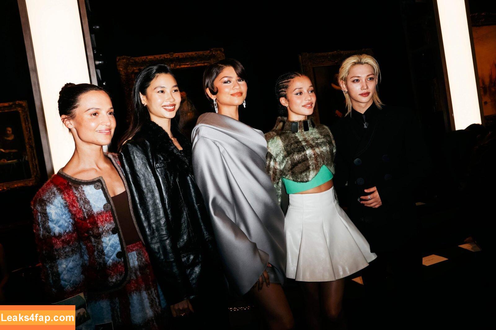 Zendaya / https: / zayarose11 leaked photo photo #3637
