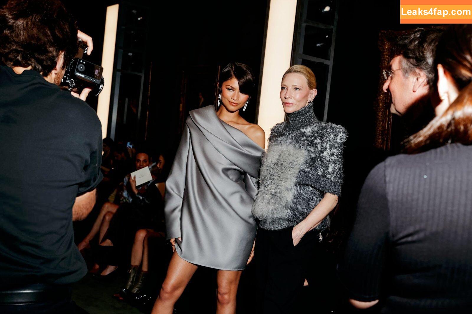 Zendaya / https: / zayarose11 leaked photo photo #3654
