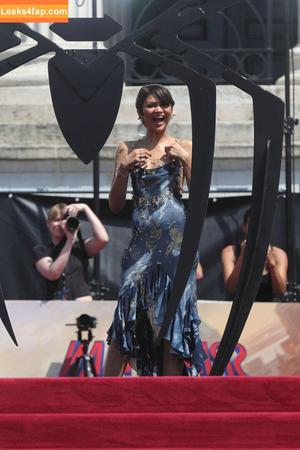 Zendaya фото #3682