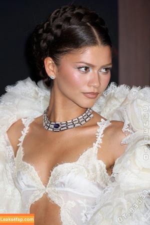 Zendaya photo #3745