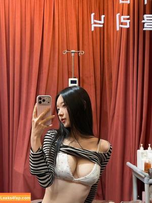 Zenny photo #0384