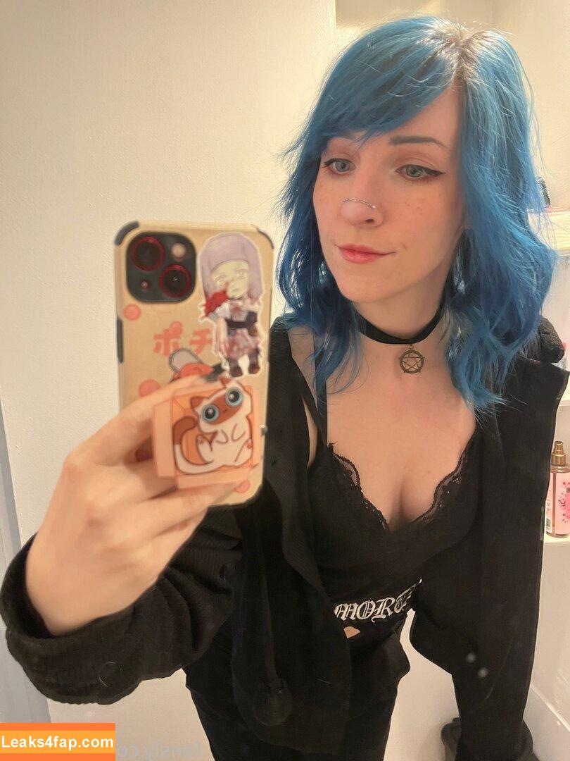 zerggiee /  leaked photo photo #0004