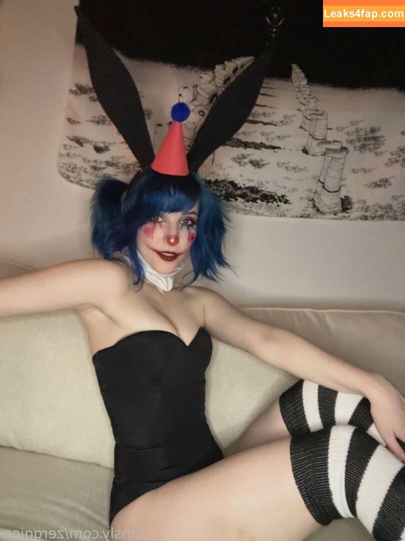 zerggiee /  leaked photo photo #0016