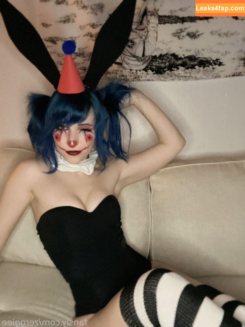 zerggiee /  leaked photo photo #0021