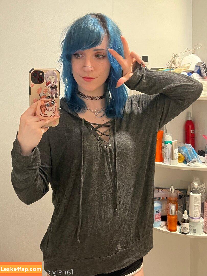zerggiee /  leaked photo photo #0029