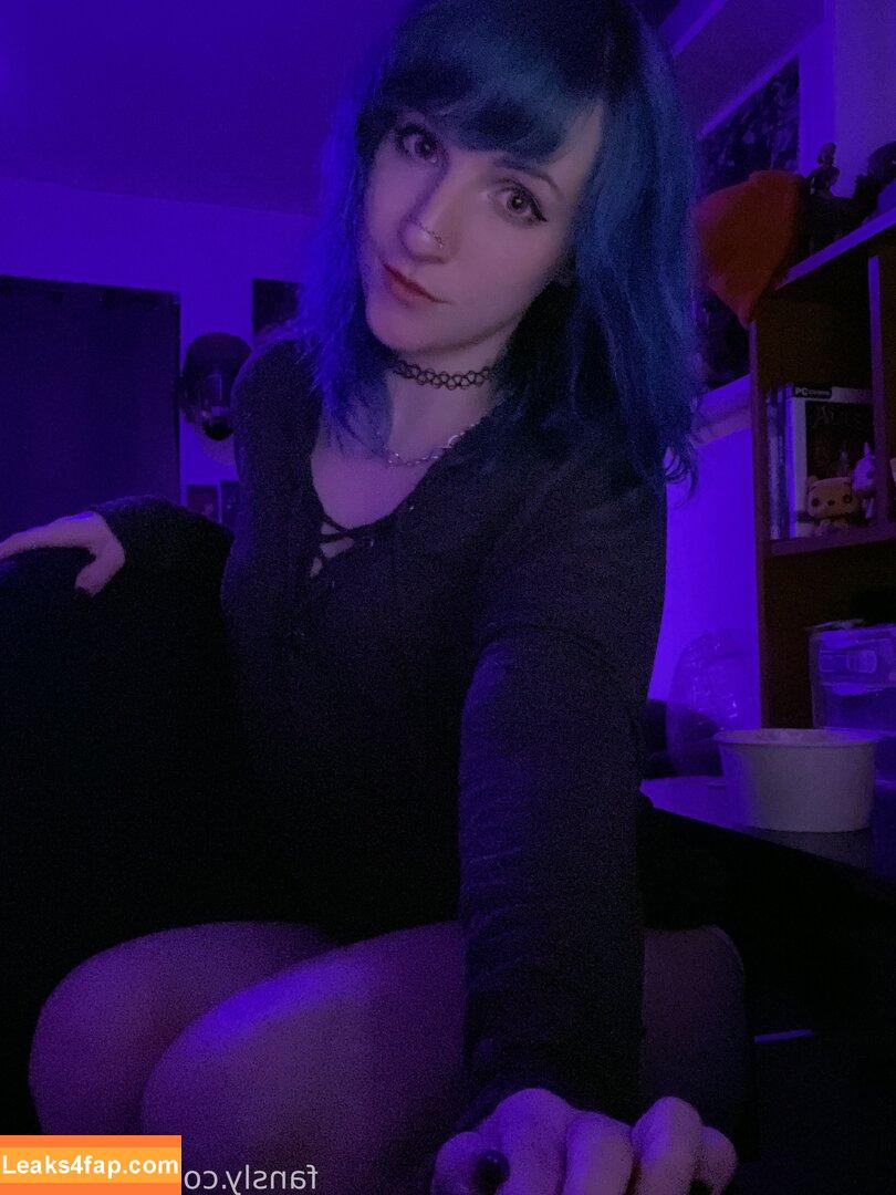 zerggiee /  leaked photo photo #0031